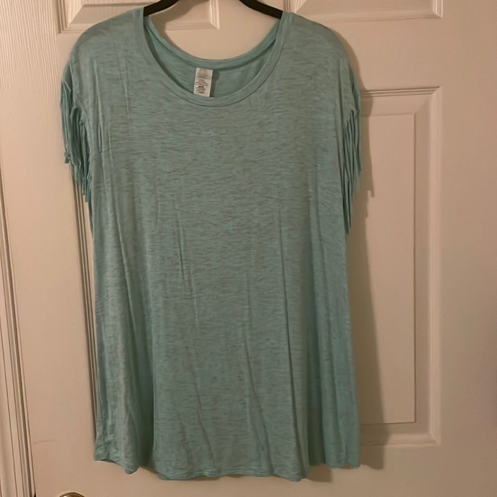 Fringe sleeve tunic top, size Large. New w/o tags.